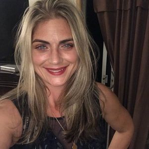 Meet your Posher, Terra